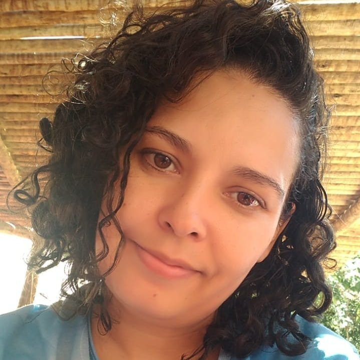 Adriana Holanda Tavares