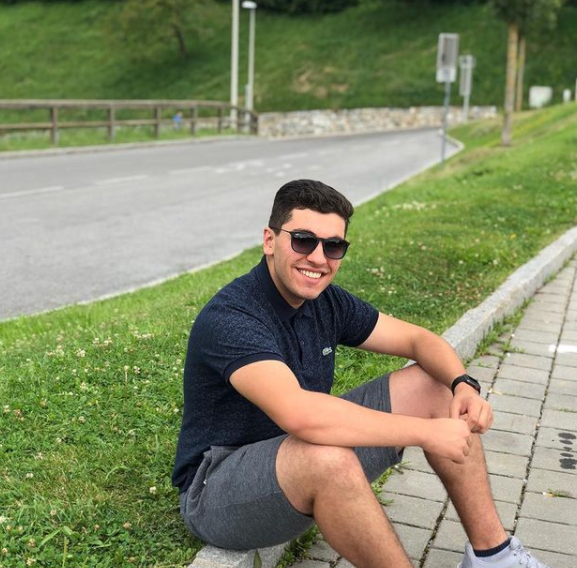 Lau Khder