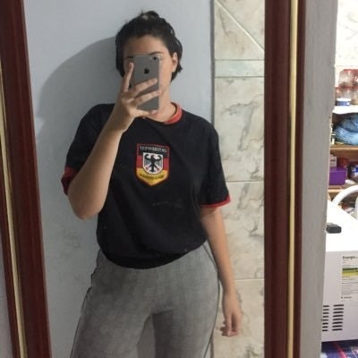 𝕱𝖊𝖗𝖓𝖆𝖓𝖉𝖆 🧚🏻‍♀️