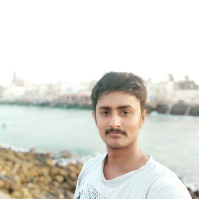 Pavan Maheshwari #JSDev at @Shipmnts