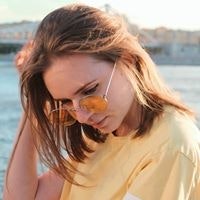 Диана Попова