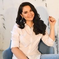 Александра Белова