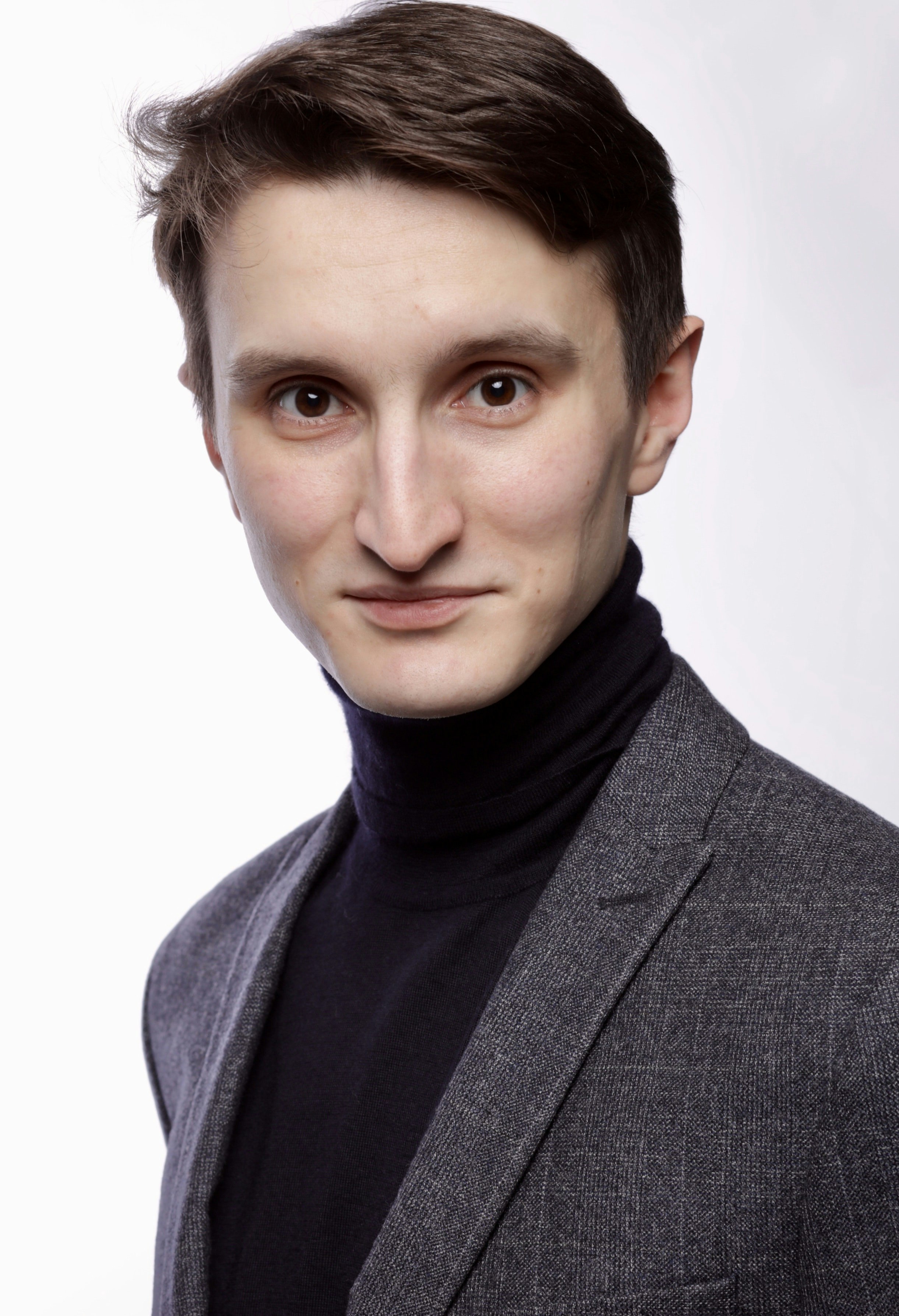 Евгений Николаев