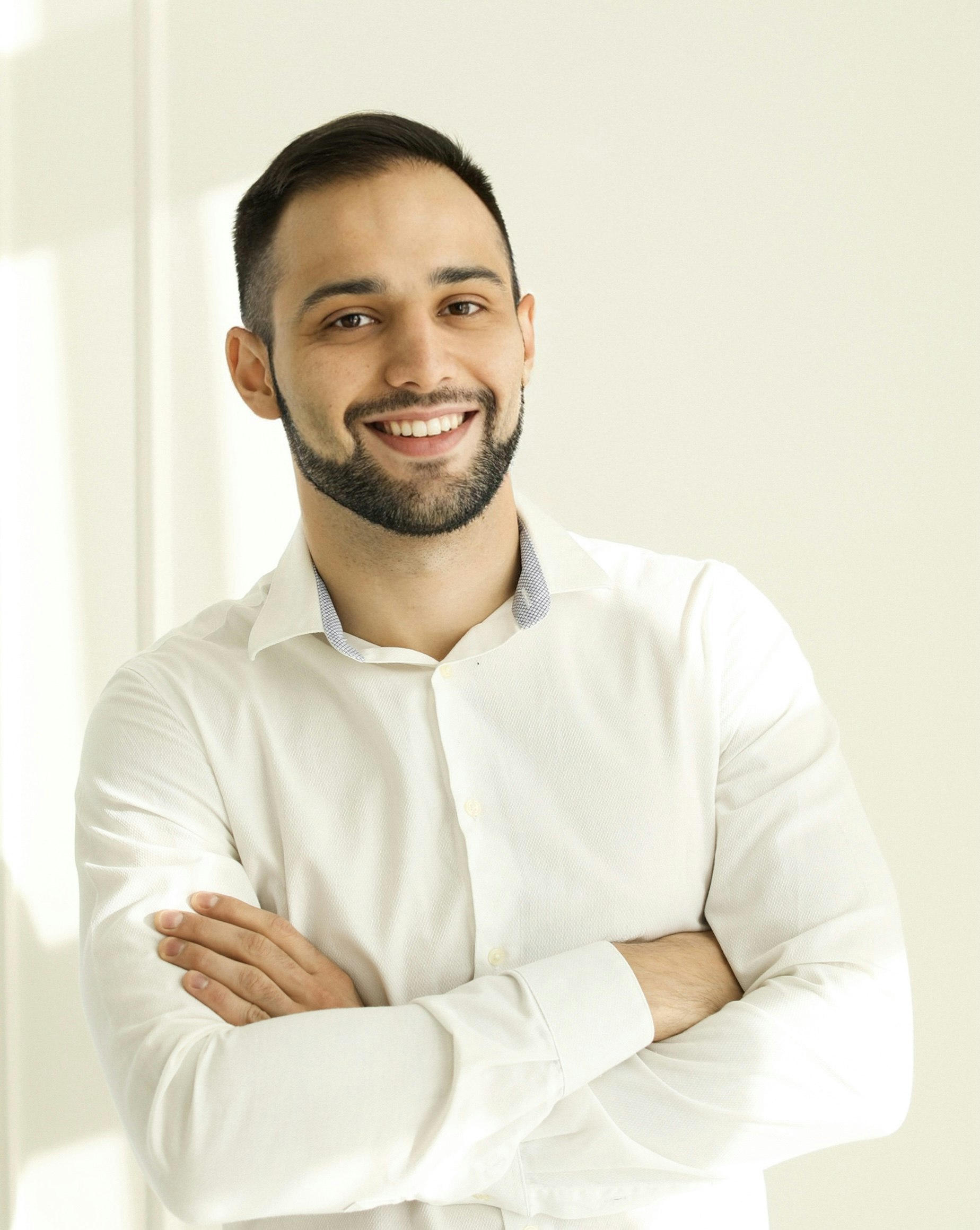 Николай Лазарев