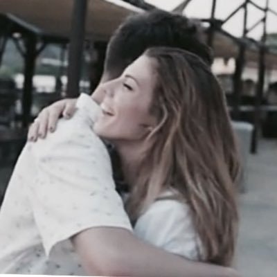 Vanee🦁🇬🇧🌸💕 Mi Logico Desorden✨💚#TeamNeiz