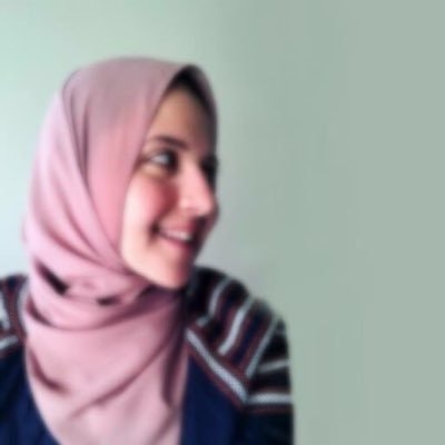 sāra • سَارَة