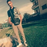 Yâssiñê Lâviďâ Løća