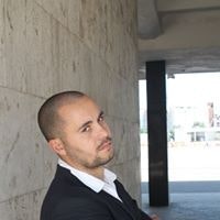 Роман Язаджи