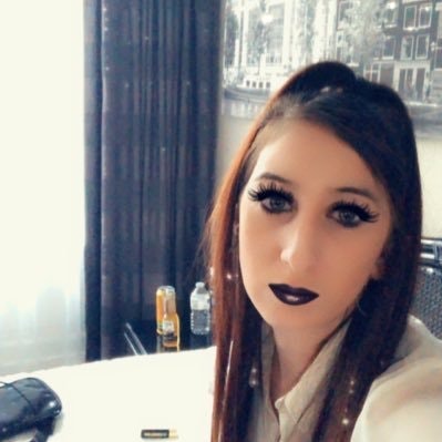 👑🦋 ѕнaron вoyd 🦋👑