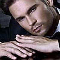 Роман Ассадасс