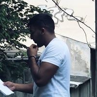 אורי אפריים