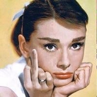 Yếu Đuối Mong Manh