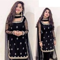 Ayeza Khan