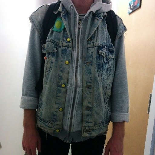 hacking myself̴̄̉̋̔͊̊́̄͆̎̅̄͂̀̒̏͋̉̃͘̚͝͠