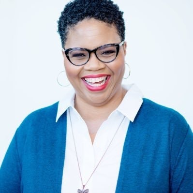 Adrienne Mishel 🍷💋📚❤️🦉