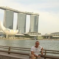 Владимир Попов