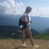 Нина Евстратова