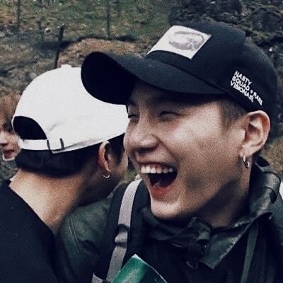 lour⁷ MIRAR FIJADO📌