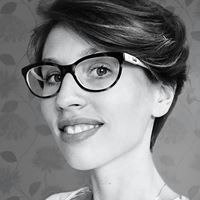 Надя Ефремова