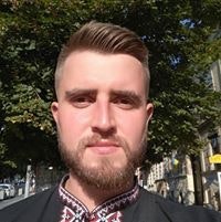 Рома Базіняк