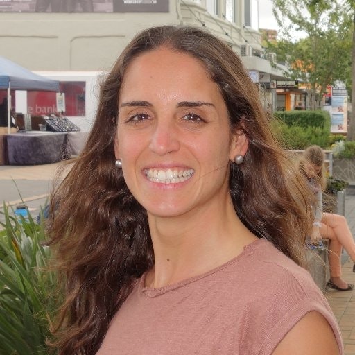 Angela OliveiraPisco