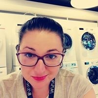 Ксения Попова