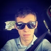 Игорь Комаров