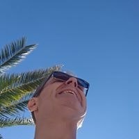 Олег Сурков