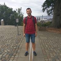 Роман Даник