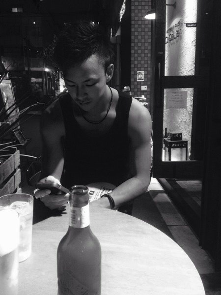 うぅたろう◢ ◤