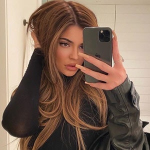 บาคาร่าเข้าได้บนมือถือ