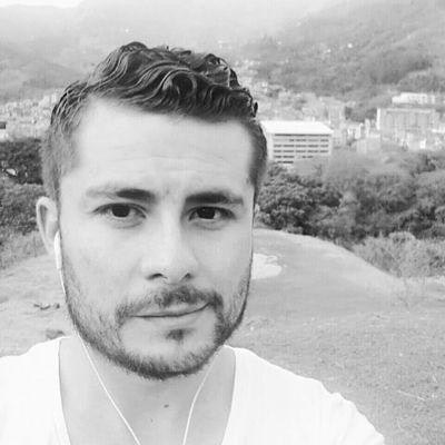 Daniel Garcíatoro ®