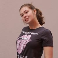 Настя Махнёва