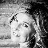 Lynne Mulveney-Burns