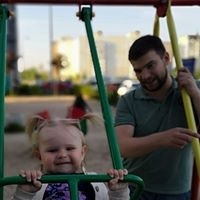 Роман Голенок