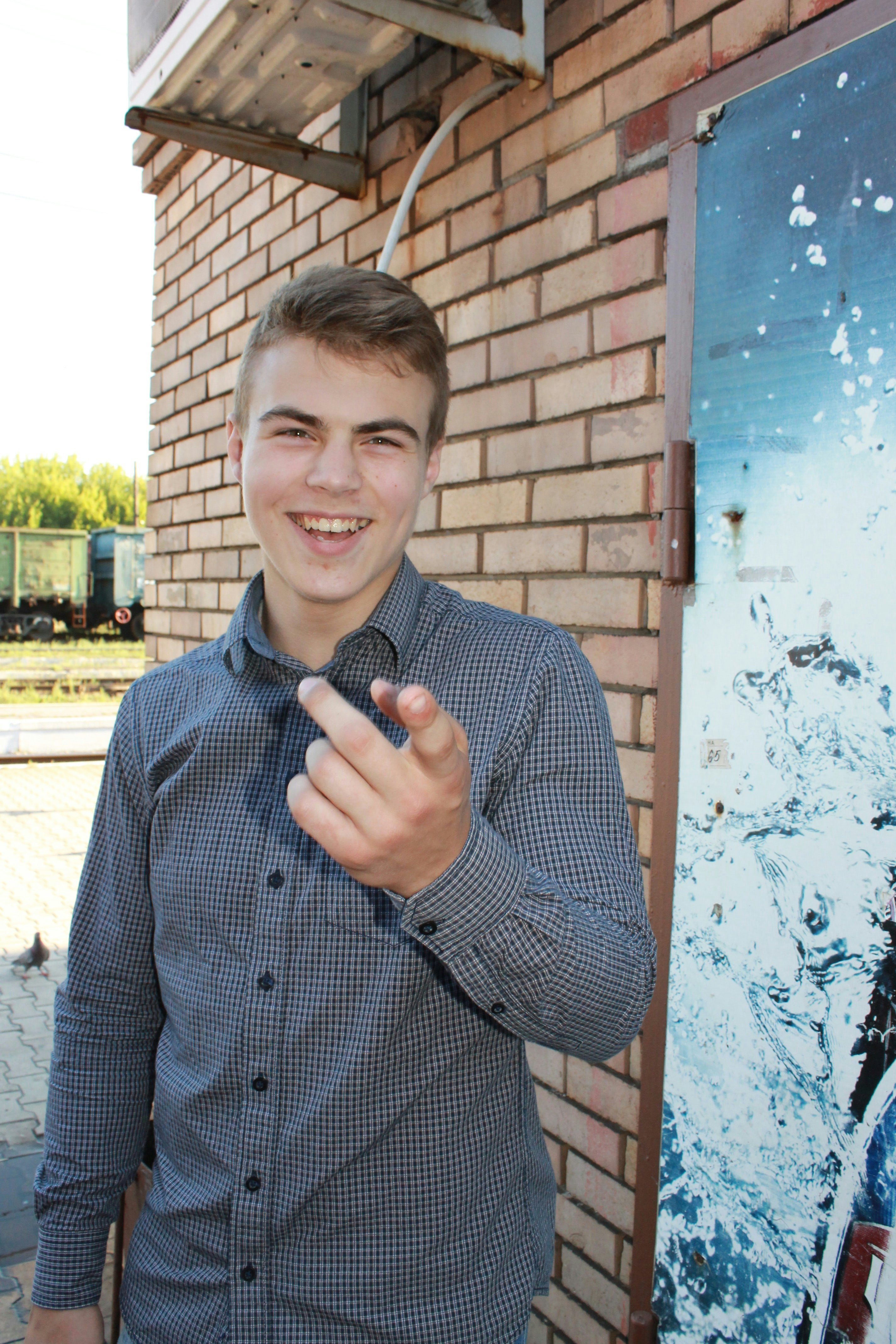 Александр Фролов