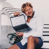 Олег Сердюков