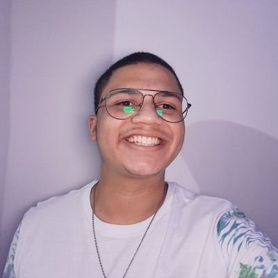 🗣Eduard cullen vampiro 🗣