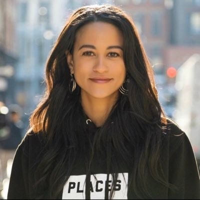 H I L L A R Y ☝🏽