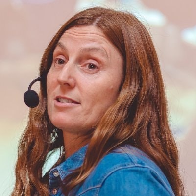 Debbie O'Brien @NuxtJS 💚