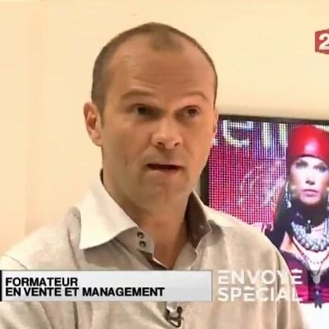 𝙅𝙋 𝙈𝙊𝙇𝙇𝙀𝙏