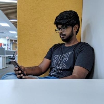 Nikhil Kumaran👨🏽‍💻⚛️