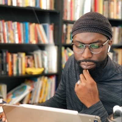 Arthur K. Richards ابو عناية