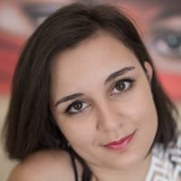 Linda Laura László