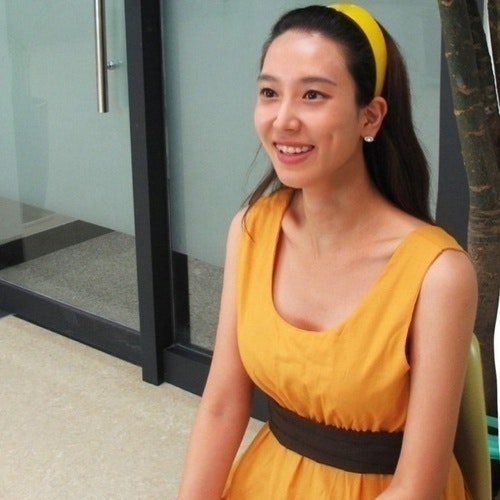 Jinny Kim, 김윤진 