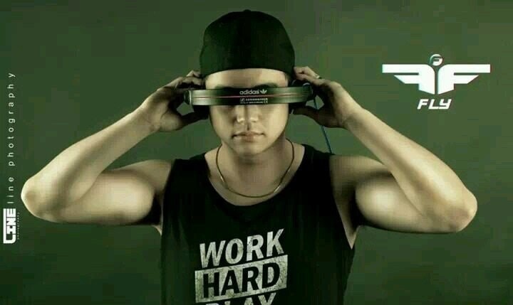 DJ  FLY