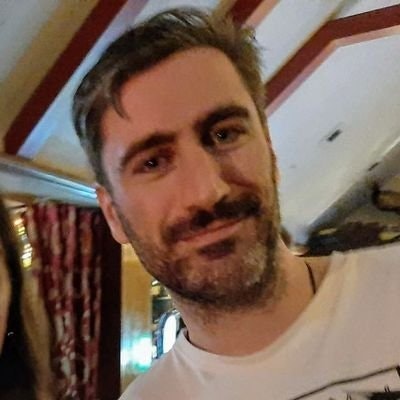 Eoghan (sounds like oh in)