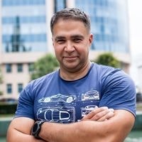 Андрей Устинов