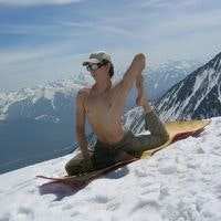 Роман Ищенко