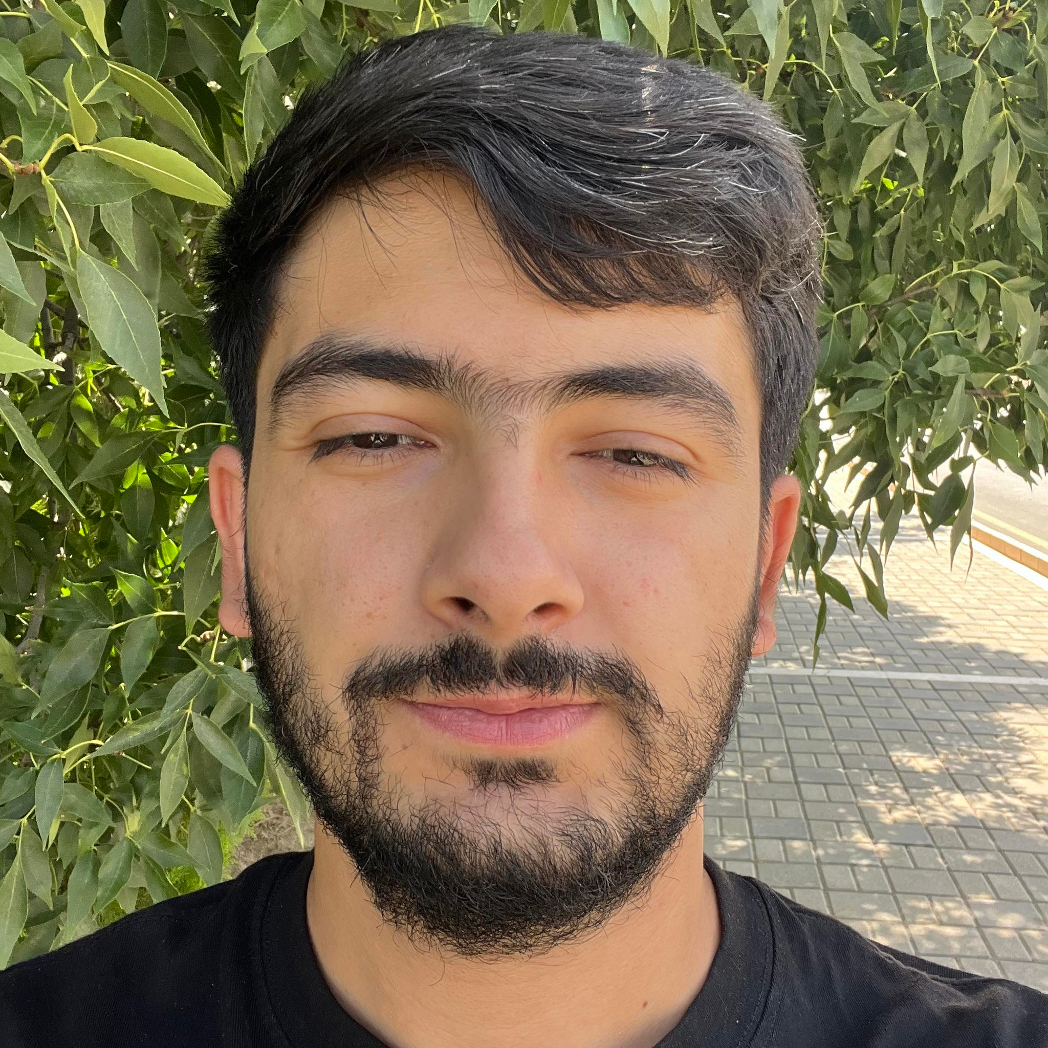 Cemsid Esedov